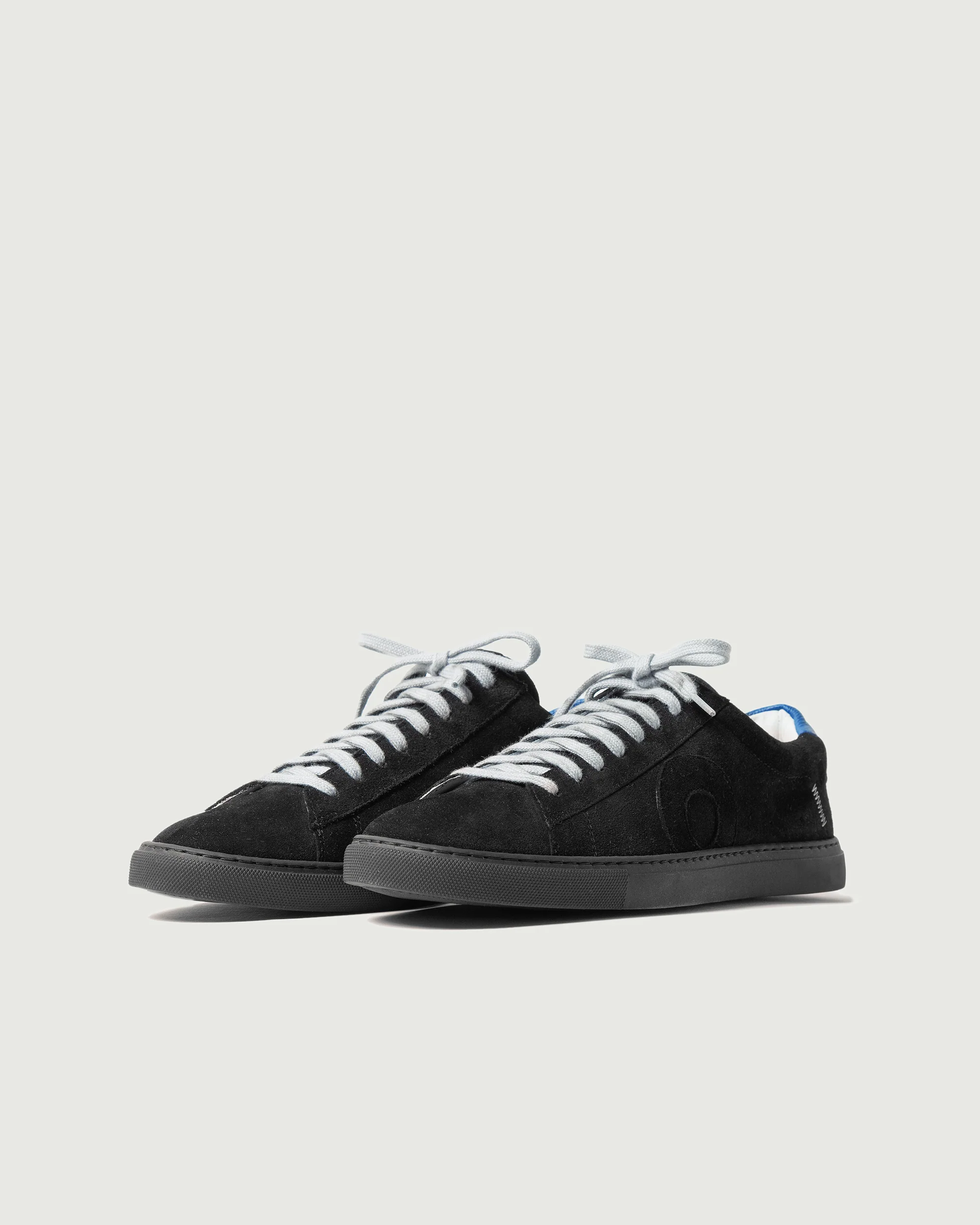 Low 1 | Core Black - Image 2